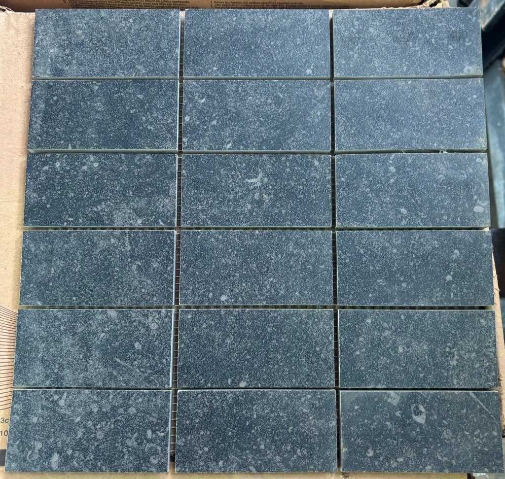 RVO36 Seranit Birinci mat, belgium stone-black 30x30, Ophalen, Nieuw, 20 tot 40 cm, 10 m² of meer
