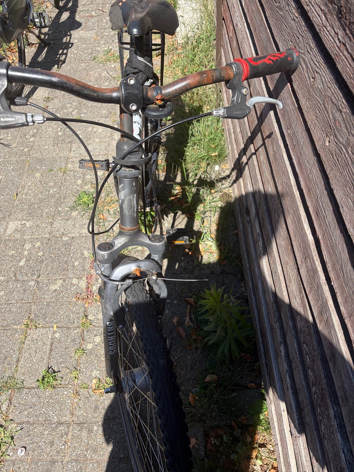26 inch Batavus fiets met kettingkast (zadel kapot), Ophalen, Gebruikt, Velgrem, Batavus