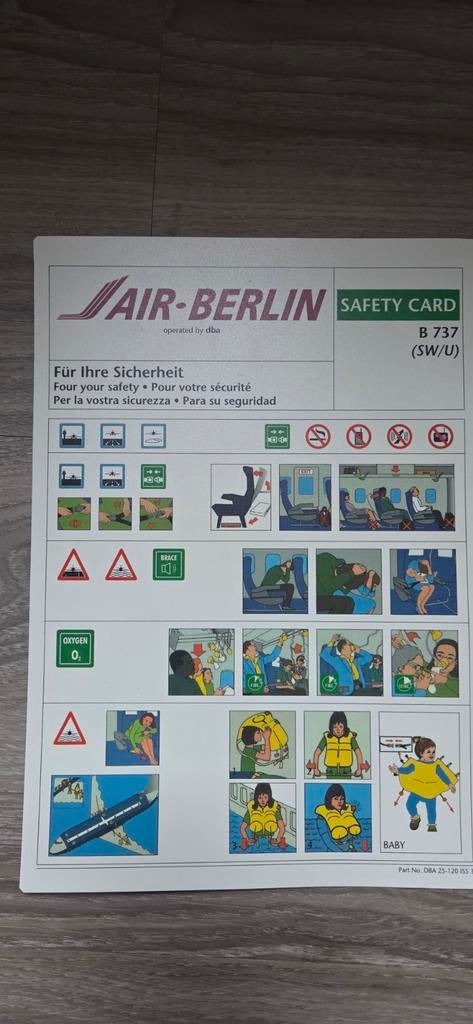 Air Berlin Boeing 737 veiligheidskaart, Verzamelen, Luchtvaart en Vliegtuigspotten, Ophalen of Verzenden
