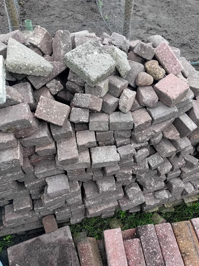 Gratis stenen, Ophalen of Verzenden, Gebruikt, Beton, Klinkers