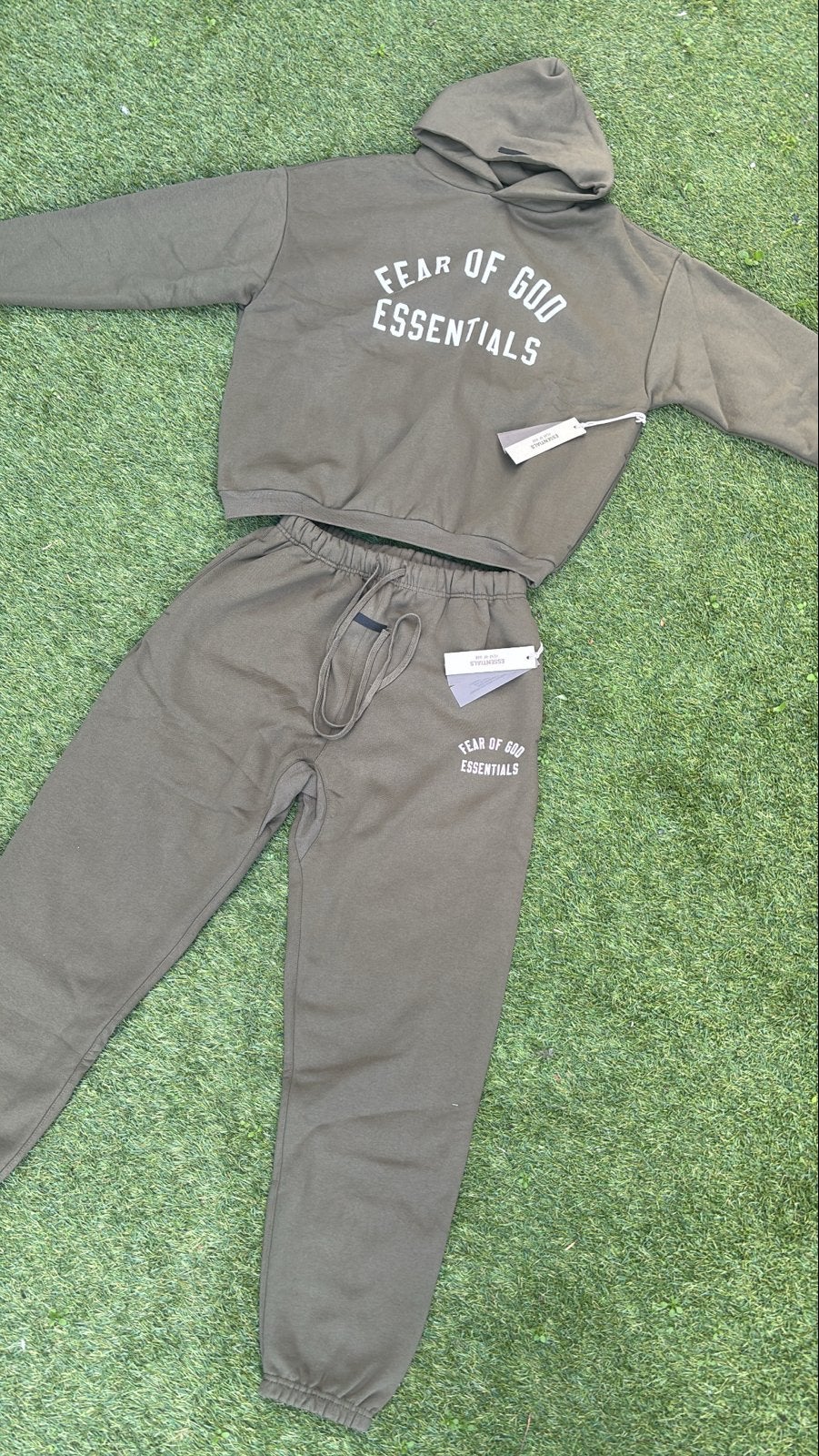 Fear of God Essentials Hoodie & Jogger Set - Nieuw, Ophalen of Verzenden, Nieuw, Maat 48/50 (M)