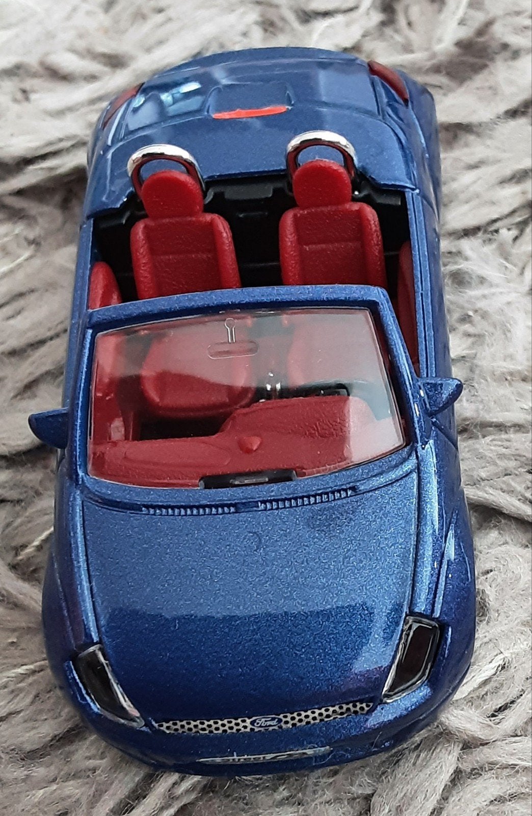 Auto ford ka cabrio Burago 1/43, Ophalen of Verzenden, Nieuw, Auto's