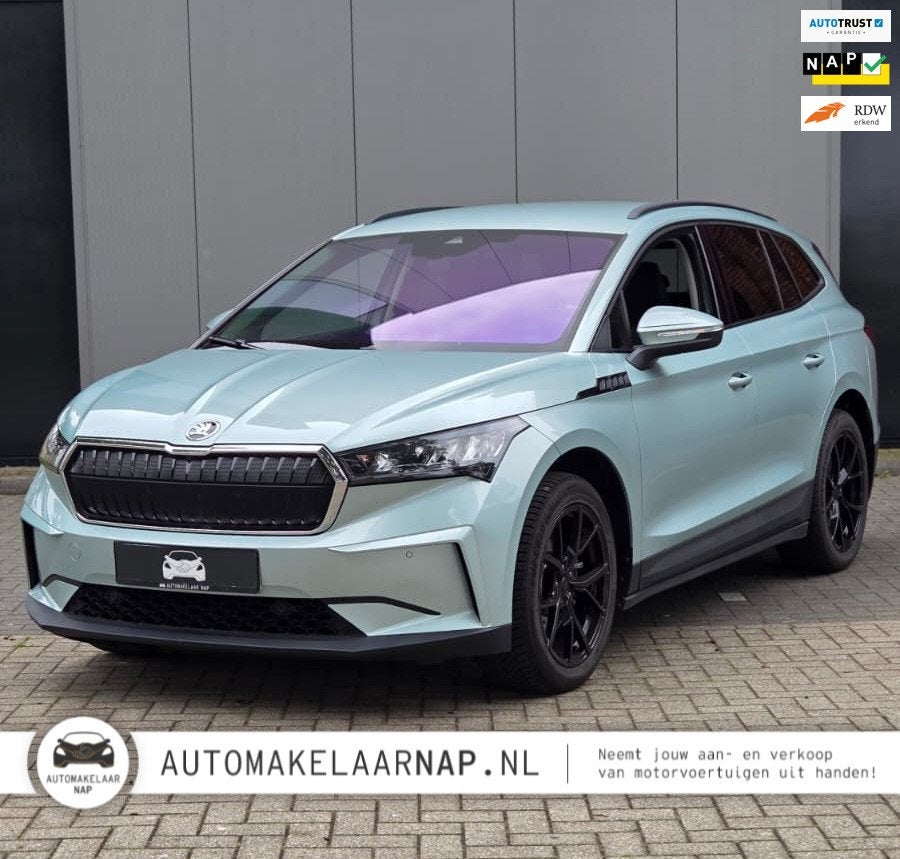 Skoda Enyaq iV 60 / Org NL / BLACK WHEELS / Trekhaak / SOH 9, Automaat, Achterwielaandrijving, Gebruikt, 179 pk