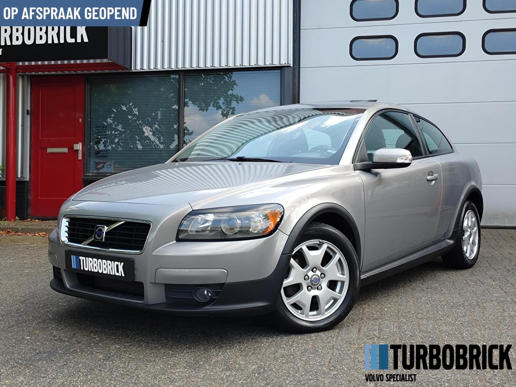 Volvo C30 1.6 Momentum |Clima|Cruise|el. Schuif/kantel|Young, Auto's, Voorwielaandrijving, 1596 cc, Gebruikt, 4 cilinders