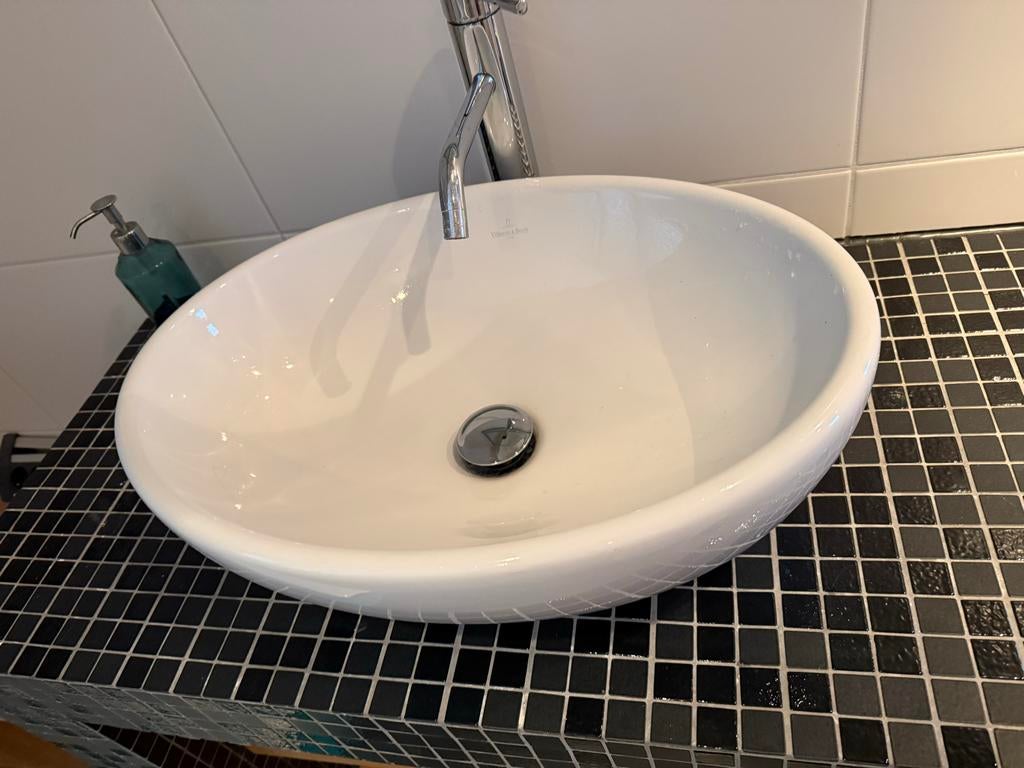 Villeroy & Boch opbouw waskom met kraan, Ophalen, Zo goed als nieuw