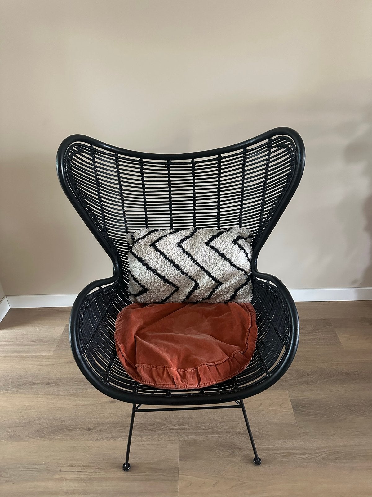 HK Living Egg Chair, Huis en Inrichting, Ophalen, Zwart, Riet of Rotan, Zo goed als nieuw