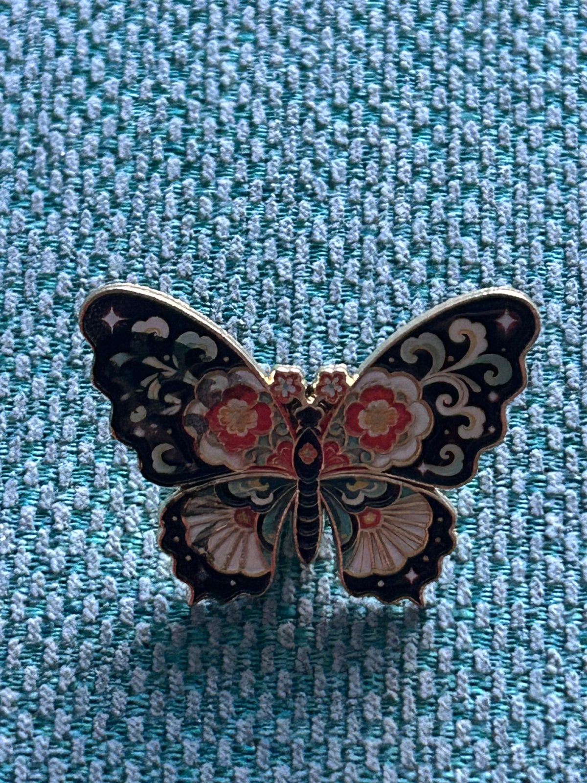 Pin vlinder, Ophalen of Verzenden, Nieuw, Minder dan 4 cm, Overige materialen