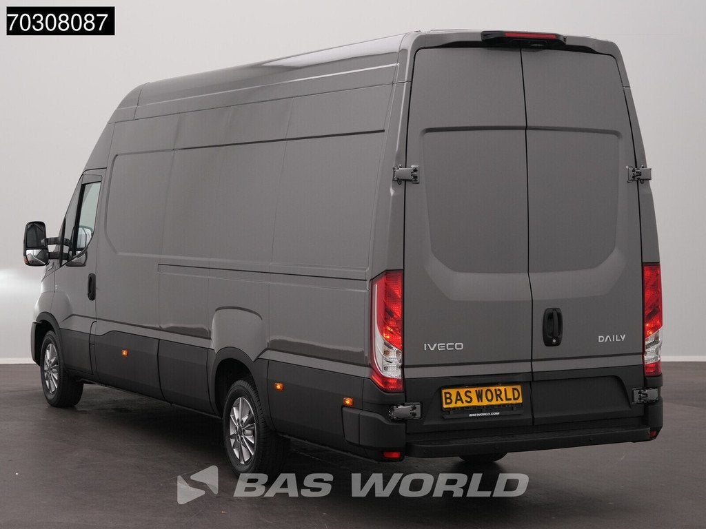 Iveco Daily 35S21 3.0L Automaat L4H3 210PK ACC LED Airco Cam, Auto's, Automaat, Stof, Euro 6, Iveco