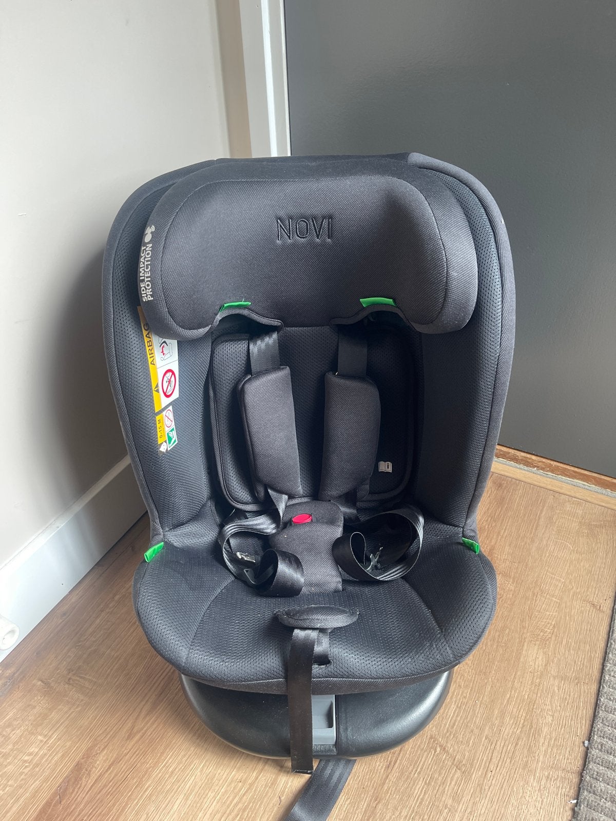 Novi Julian autostoel - Draaibaar met verkleiner, Kinderen en Baby's, Gebruikt, 0 t/m 18 kg, Zijbescherming, Isofix