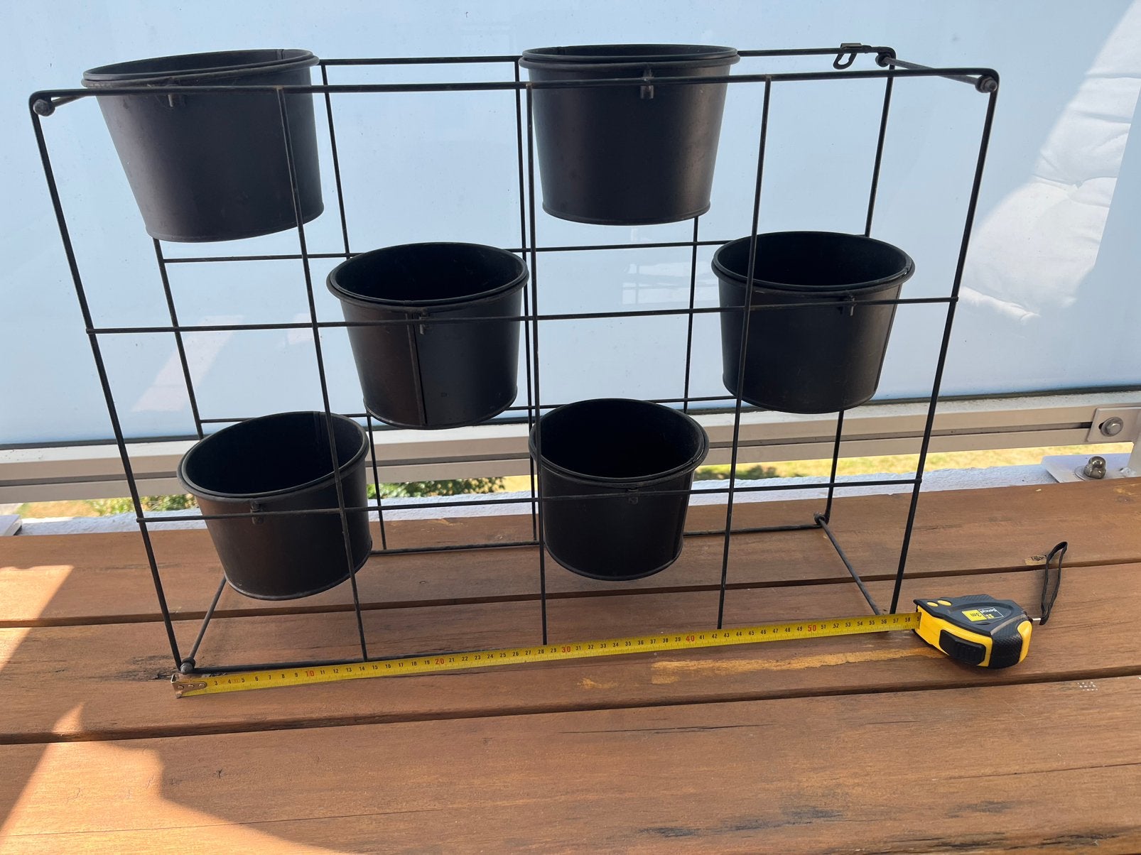 Zwart stalen wandplantenrek met 6 bloempotten – 57  43 cm, Ophalen, Gebruikt, Minder dan 30 cm, Minder dan 60 cm