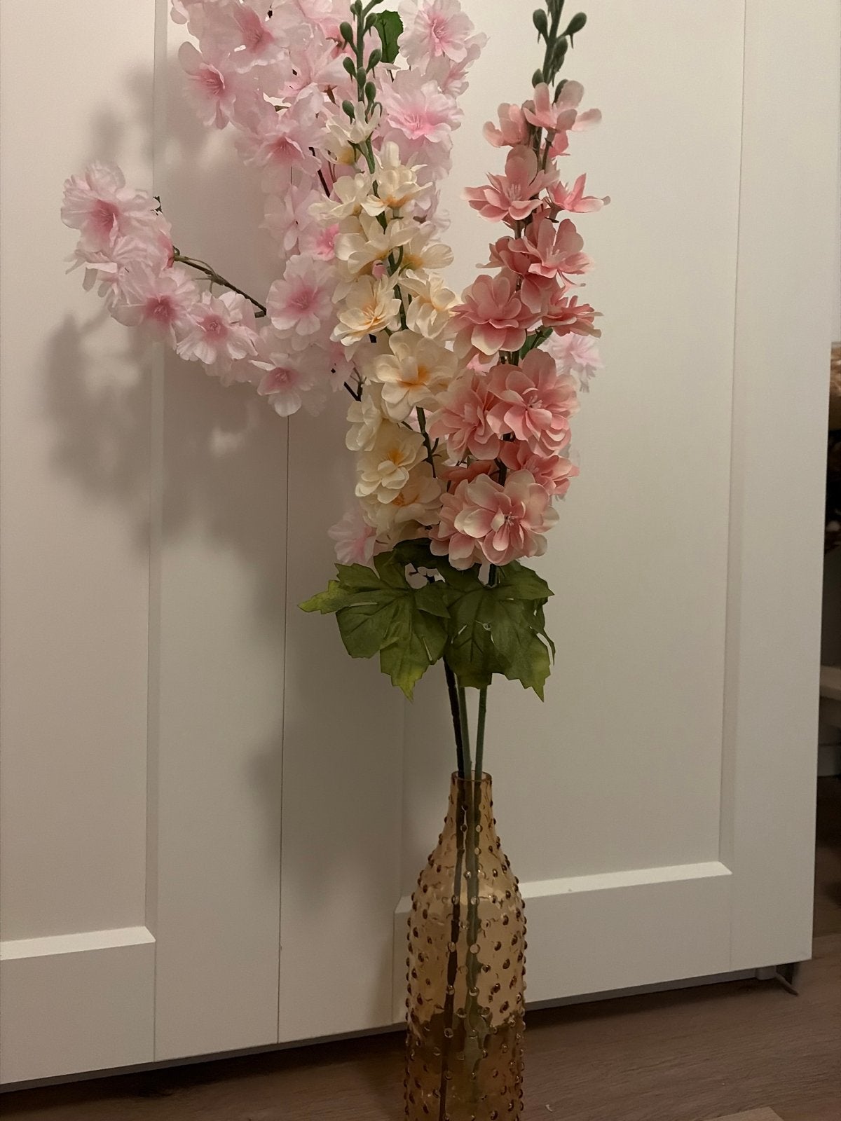 Decoratieve bloemen met vaas - Roze en beige tinten- ophalen, Ophalen, Meerkleurig, Inclusief decoratie, Glas