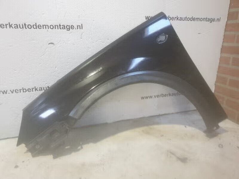 SPATBORD LINKS VOOR Opel Corsa C (F08 / 68), Bahnhofsplatz 65423 Rüsselsheim am Main, DE, Gebruikt, Opel, Opel Automobile GmbH