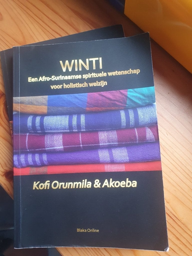 2 boeken over Winti  spiritualiteit, Ophalen, Zo goed als nieuw, Spiritualiteit algemeen, Achtergrond en Informatie