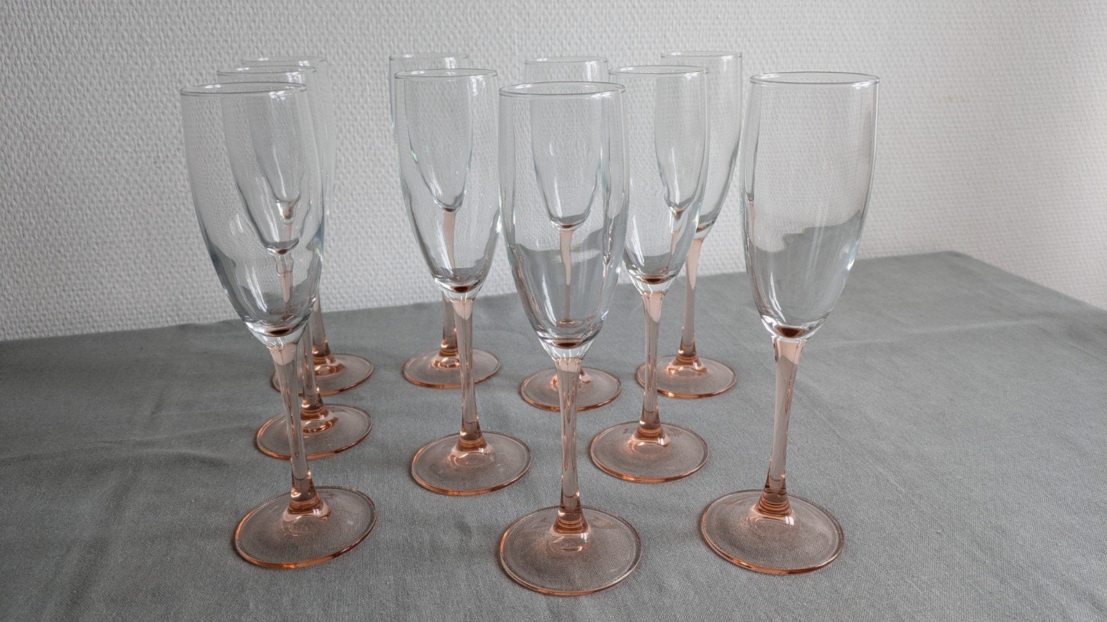 Luminarc Frans Retro Vintage hoge champagne glazen roze voet, Ophalen of Verzenden