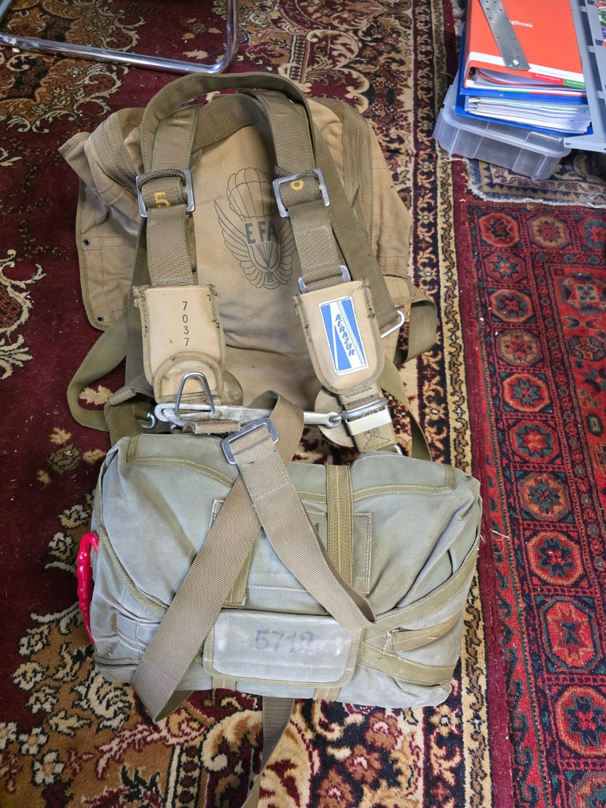 EFA Parachute uit de jaren '50-'60, Ophalen, Luchtmacht, Nederland, Overige typen