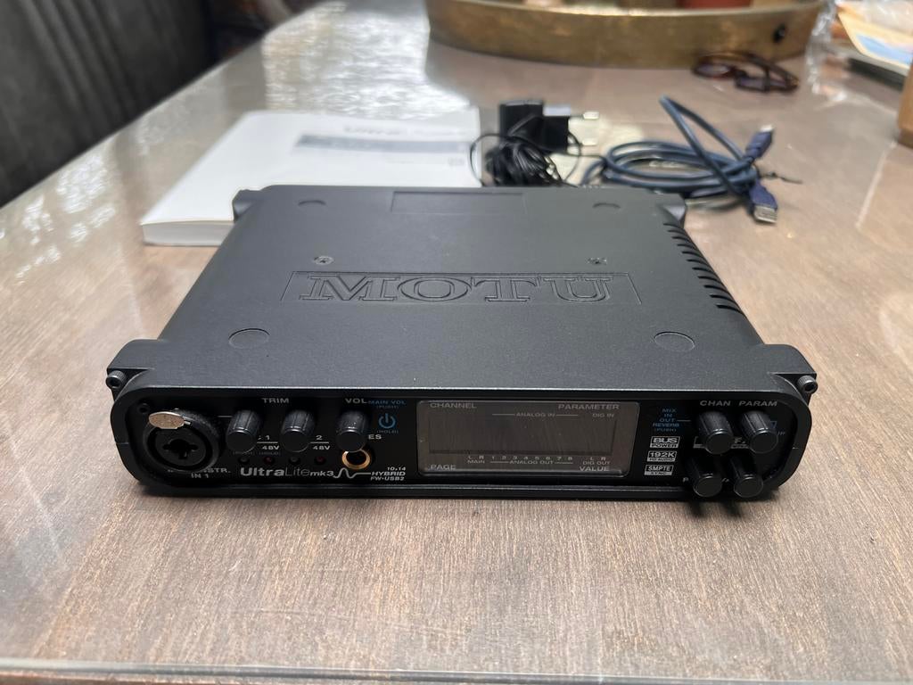 MOTU UltraLite mk3 Hybrid Audio Interface, Ophalen of Verzenden, Gebruikt, 10 tot 20 kanalen, Microfooningang