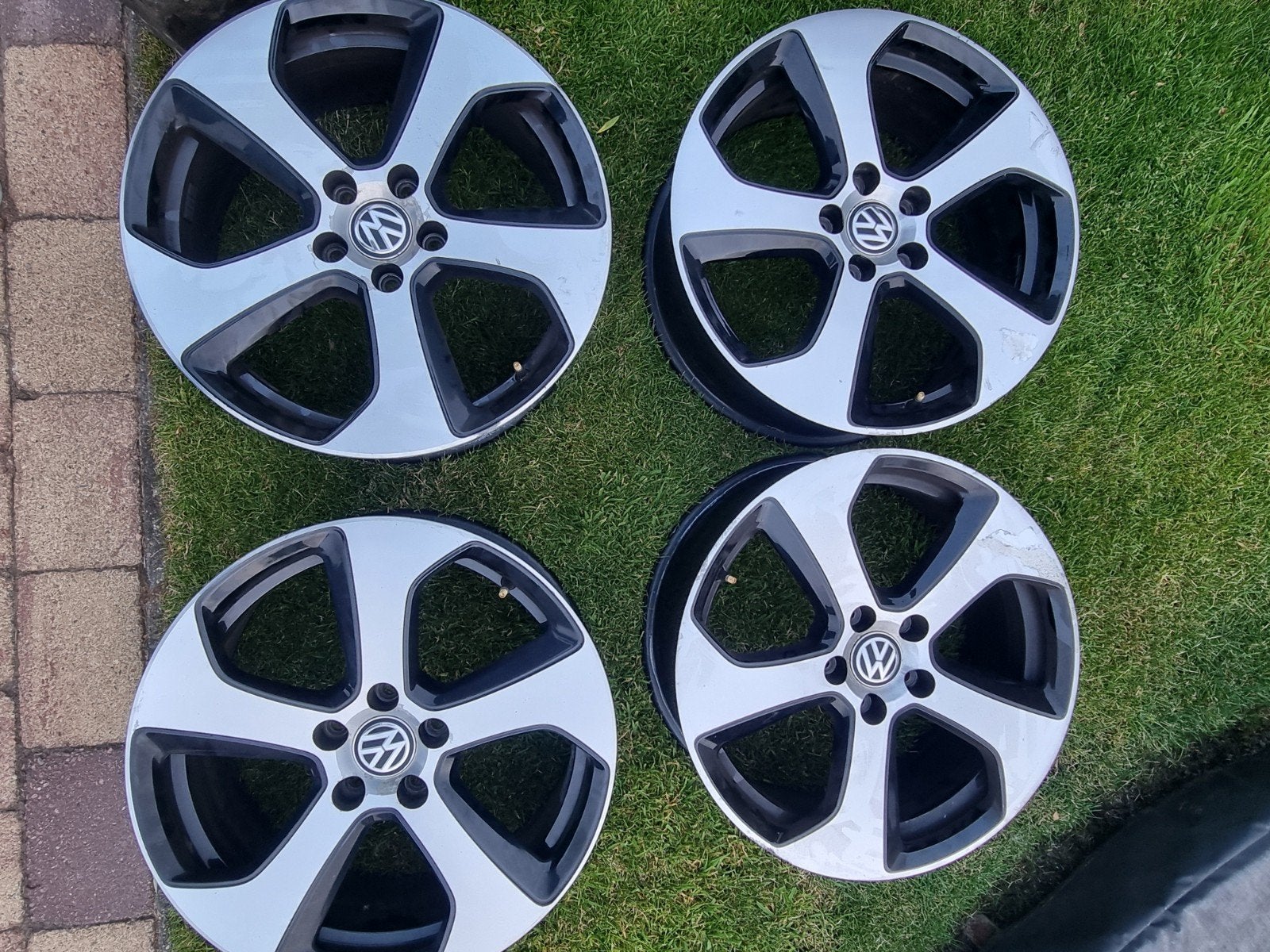 Originele Volkswagen Golf 7 GTI Austin velgen 18 inch – Set, Auto-onderdelen, Banden en Velgen, Ophalen, 18 inch, Velg(en), Zomerbanden