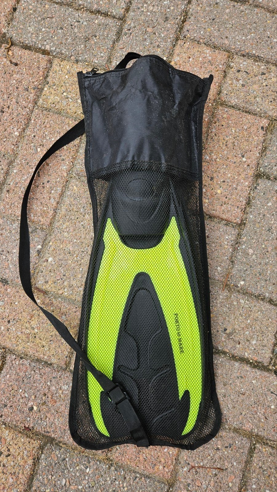 Zwemvliezen / Duikvliezen maat 38-39 - Zo goed als nieuw, Watersport en Boten, Ophalen of Verzenden