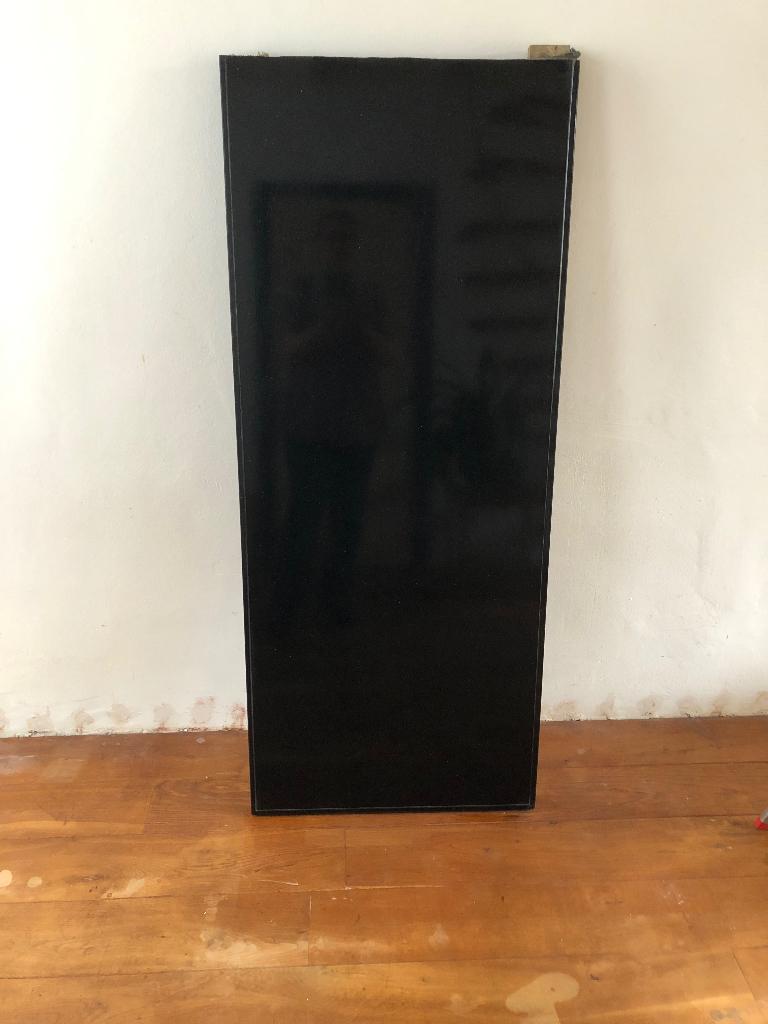 Zwart hardstenen / composiet Aanrechtblad 151 x 62,8 cm, Ophalen, Zwart, 150 tot 200 cm, Zo goed als nieuw