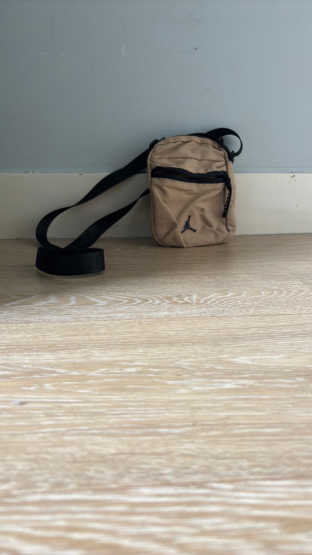 Jordan heup tasje, Ophalen, Zo goed als nieuw, Beige, Overige merken