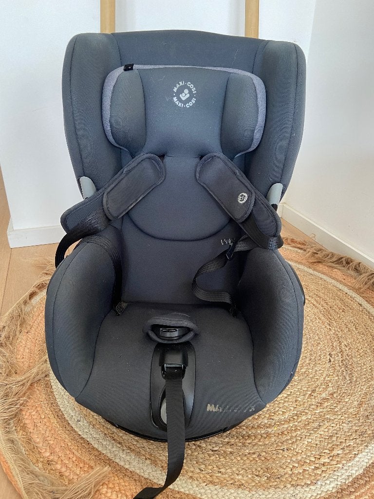 Autostoel  9-18 kilo maxi cosi, Ophalen, Autogordel of Isofix, Gebruikt, 9 t/m 18 kg