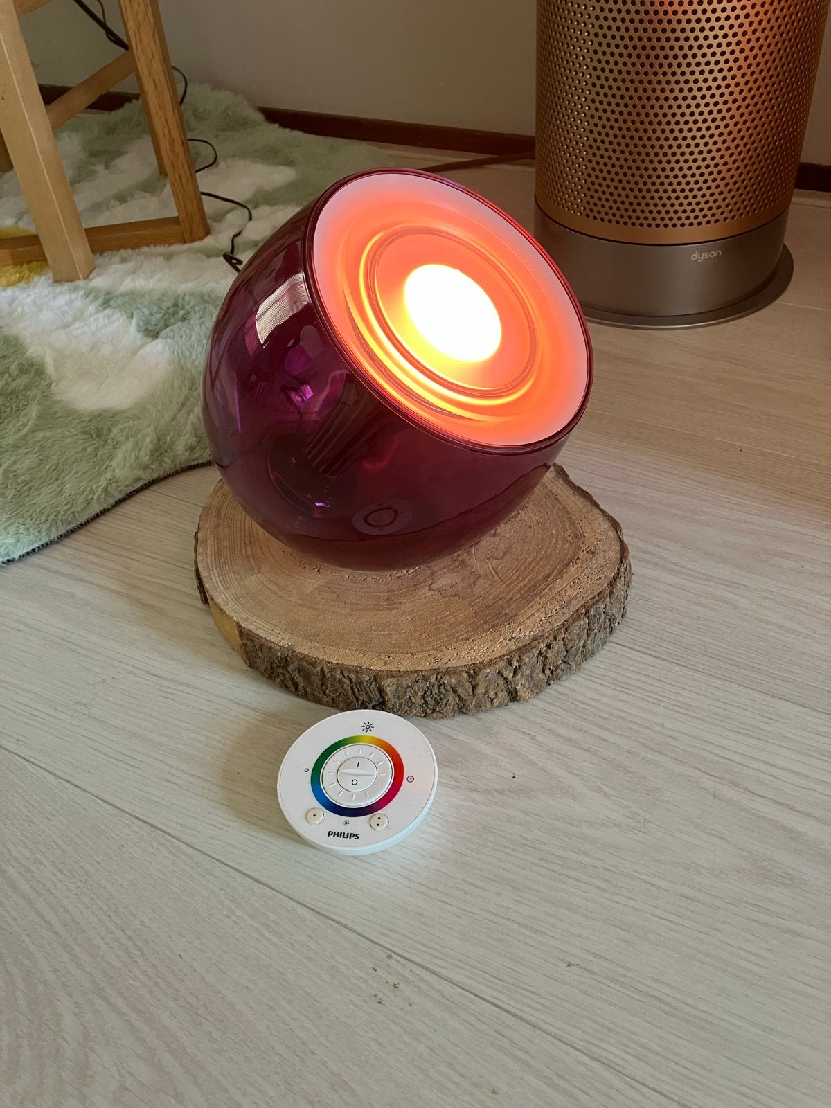 Philips Livingcolors Gen2 Iris tafellamp - Paars - Smart LED, Kunststof, Ophalen of Verzenden, Dimbaar, Philips Hue