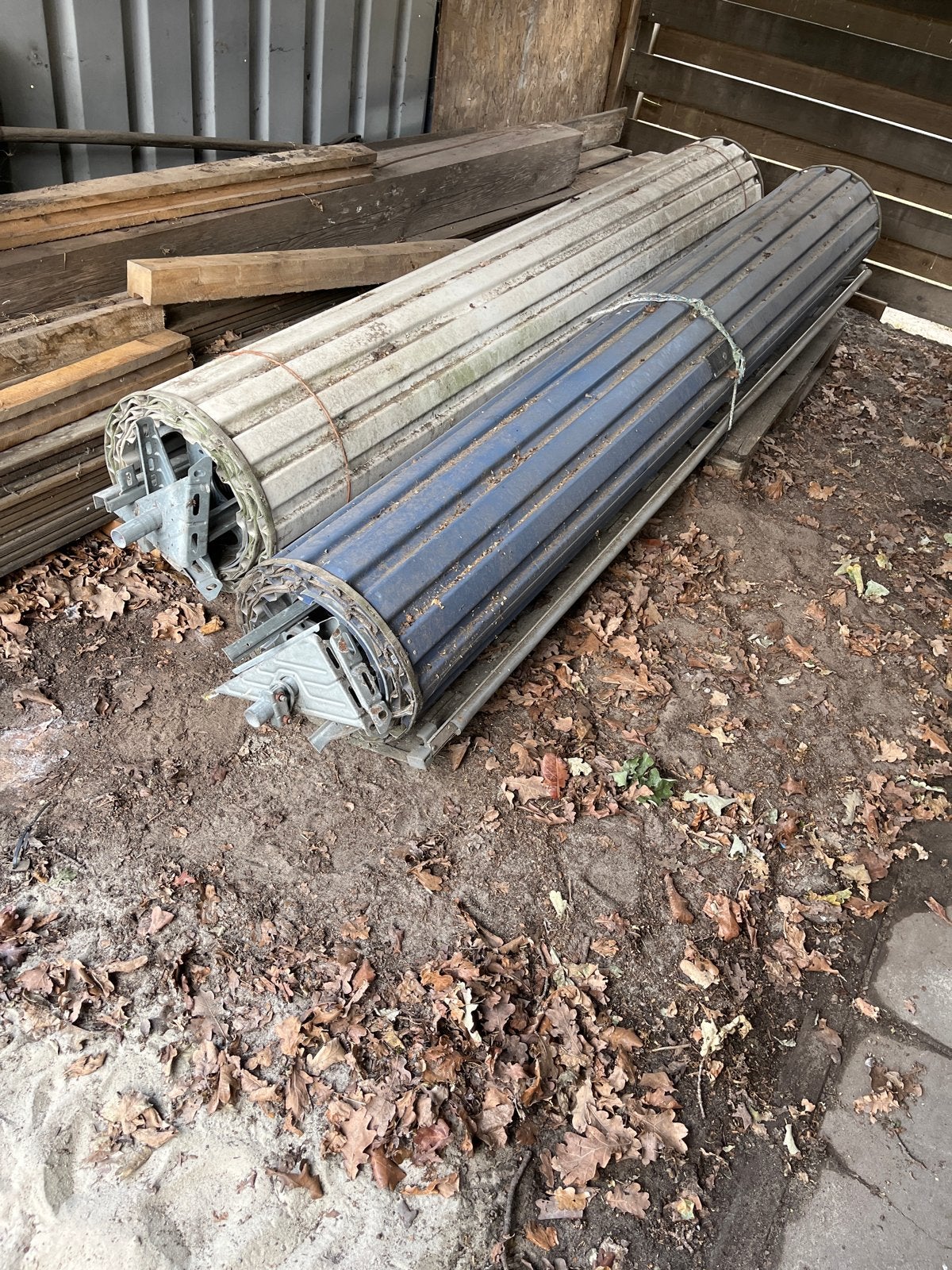 Roldeur/garagedeur. Grijs en Blauw (2 stuks), Doe-het-zelf en Verbouw, Ophalen, Gebruikt, Wit, 200 cm of meer
