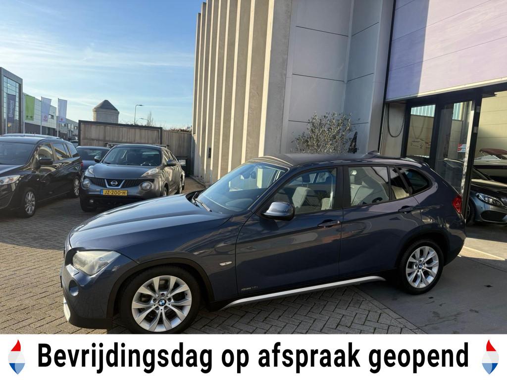 BMW X1 SDrive18i Executive AUTOMAAT! MOOIE AUTO! INRUIL MOGE, Auto's, Euro 5, Zwart, 4 cilinders, 150 pk
