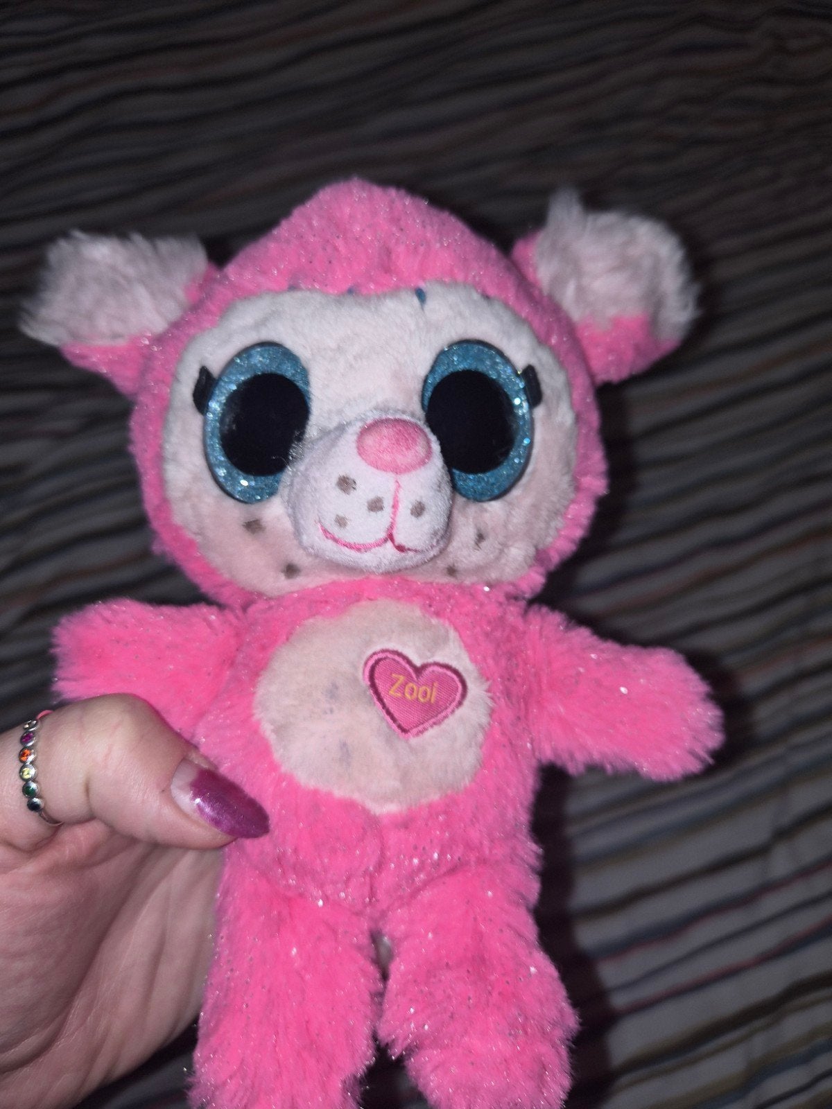 Roze knuffel met strass en glitterogen, Kinderen en Baby's, Overige merken, Overige karakters, Overige typen, Ophalen of Verzenden