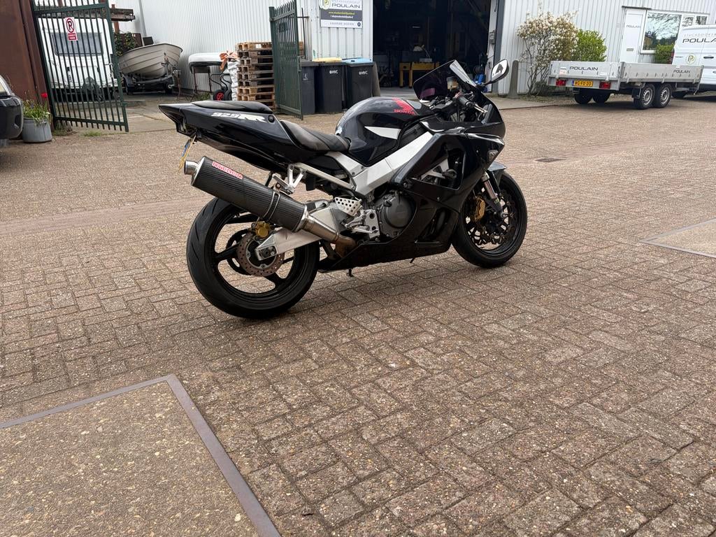 Honda CBR 929 RR Fireblade, Motoren, Motoren | Honda, Sportuitlaat, 4 cilinders, Motorrijbewijs A, Gebruikt