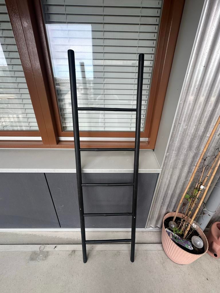 2 x Zwarte bamboe ladder trap rek, Doe-het-zelf en Verbouw, Ladders en Trappen, Ophalen, Zo goed als nieuw, Ladder, Minder dan 2 meter