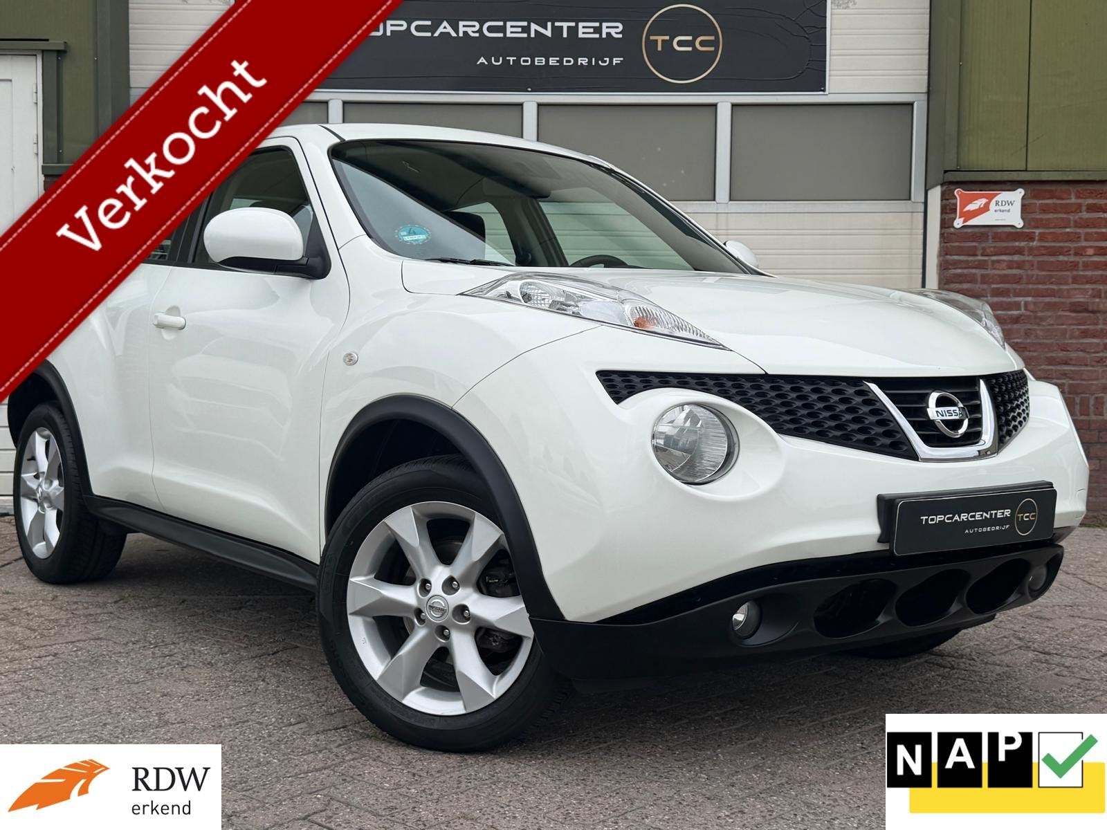 Nissan Juke 1.6 Acenta/AUTOM/CAMERA/BLUETH/CRUISE/APK/NAP, Auto's, Nissan, Euro 5, 4 cilinders, Wit, Origineel Nederlands