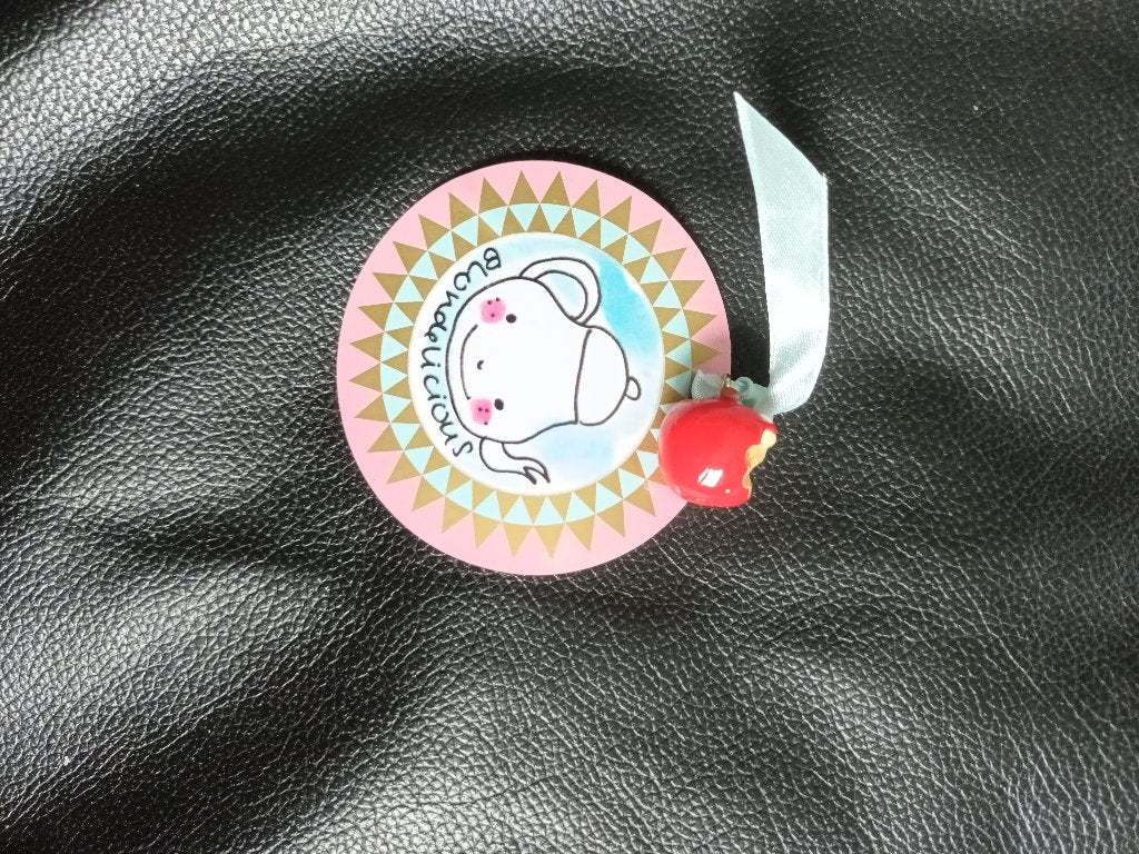 Blondelicious blond hanger appel appeltje rood rode, Ophalen of Verzenden, Zo goed als nieuw, Rood