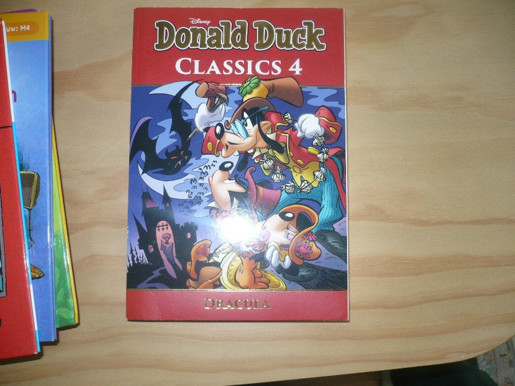 1 donald duck classics nr 4, Eén stripboek, Ophalen of Verzenden, Zo goed als nieuw, Donald Duck
