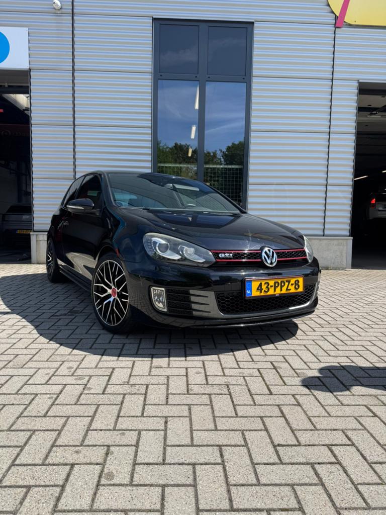 Volkswagen Golf 2.0 GTI | TOP ONDERHOUDEN!, Auto's, Zwart, 4 cilinders, 1984 cc, Zwart