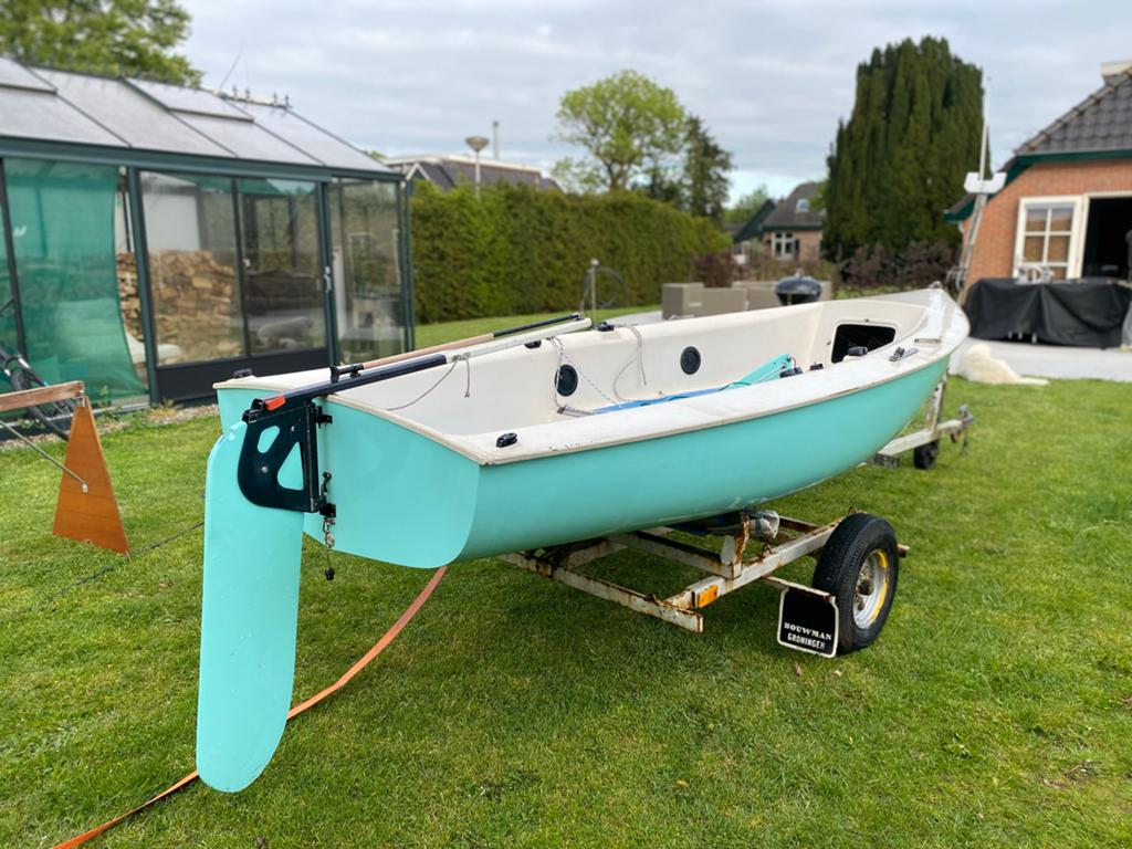 Flying Junior polyester aquagroen, compleet met mast en zeil, Watersport en Boten, Zeilen en Zeiltoebehoren, Ophalen, Zo goed als nieuw