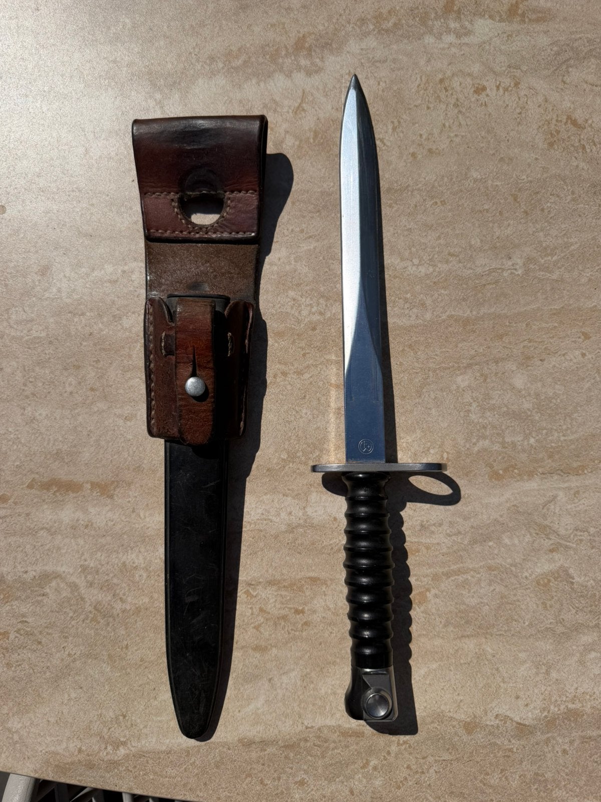 Zwitserse M57 bajonet – Victoria/Victorinox, Verzamelen, Ophalen of Verzenden, Duitsland, Mes of Dolk