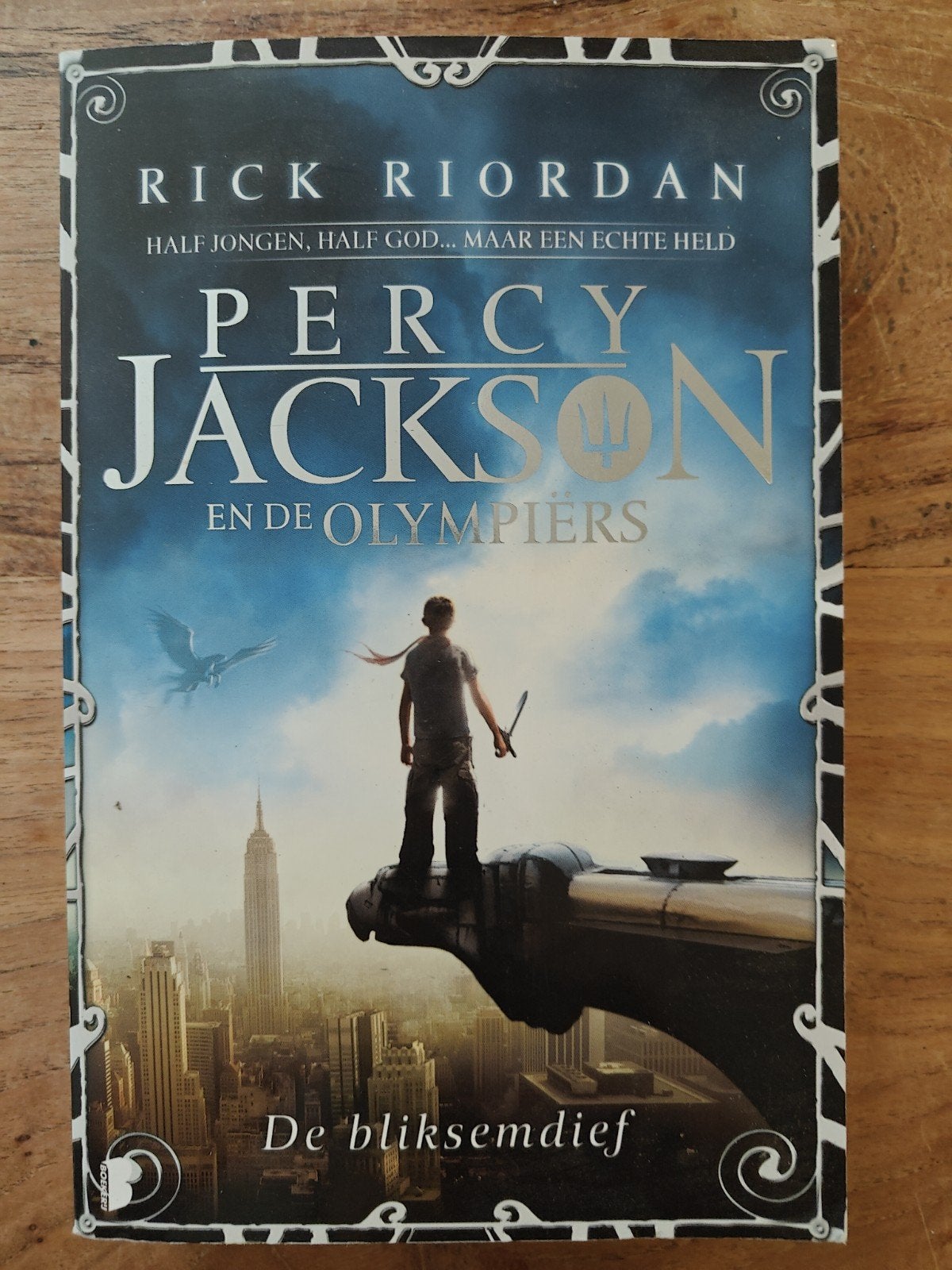 Percy Jackson en de Olympiërs: De bliksemdief, Boeken, Ophalen of Verzenden, Gelezen, Rick Riordan
