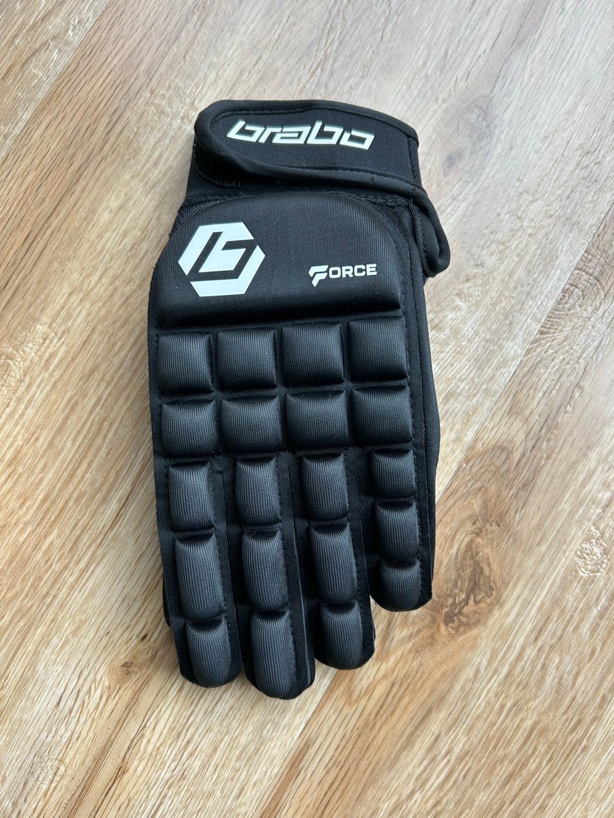 Brabo zaalhockeyhandschoen, full finger, maat M, Ophalen of Verzenden, Zo goed als nieuw, Kleding