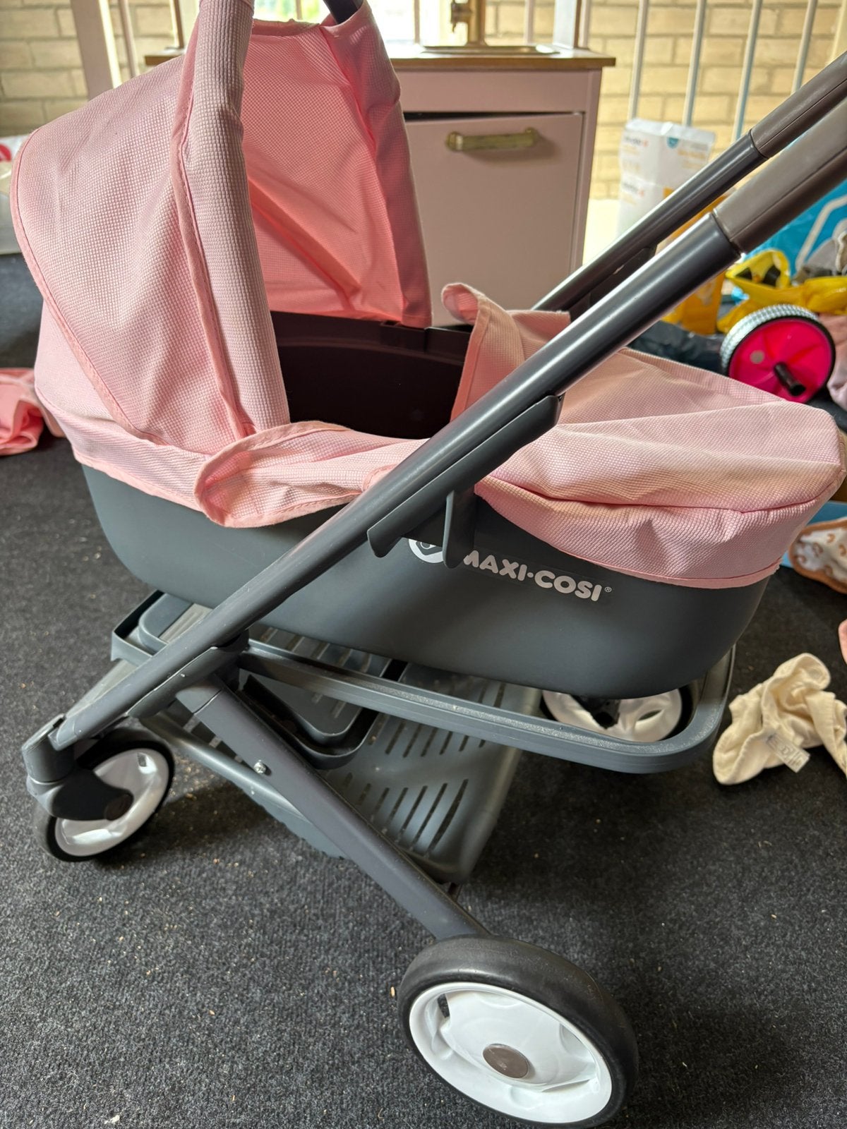 Smoby maxi cosi poppenwagen, Kinderen en Baby's, Ophalen, Gebruikt