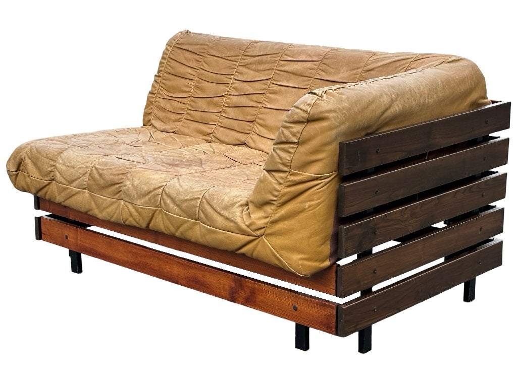 Vintage bank sofa cognac bruin, klein model slatted jaren 70, Huis en Inrichting, Banken | Bankstellen, Gebruikt, Vintage, 75 tot 100 cm