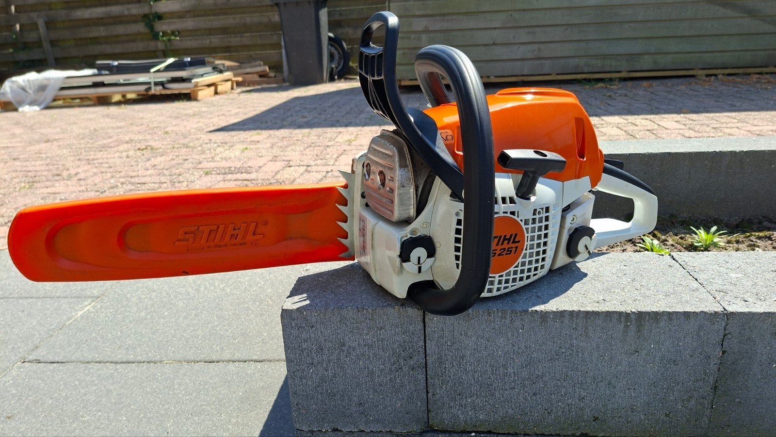 stihl ms 251 jong gebruikt, Stihl, 70 mm of meer, Kettingzaag, Ophalen of Verzenden