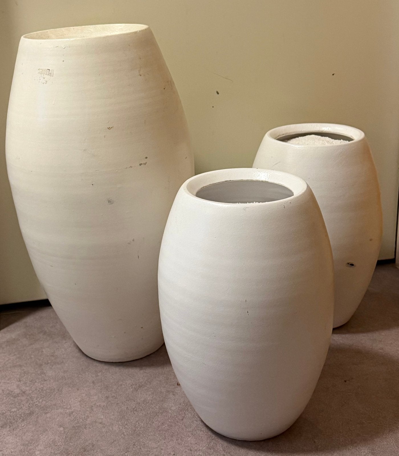 3 mooie witte Intratuin vazen  1 grote en 2 kleinere, Huis en Inrichting, Woonaccessoires | Vazen, Ophalen, Zo goed als nieuw