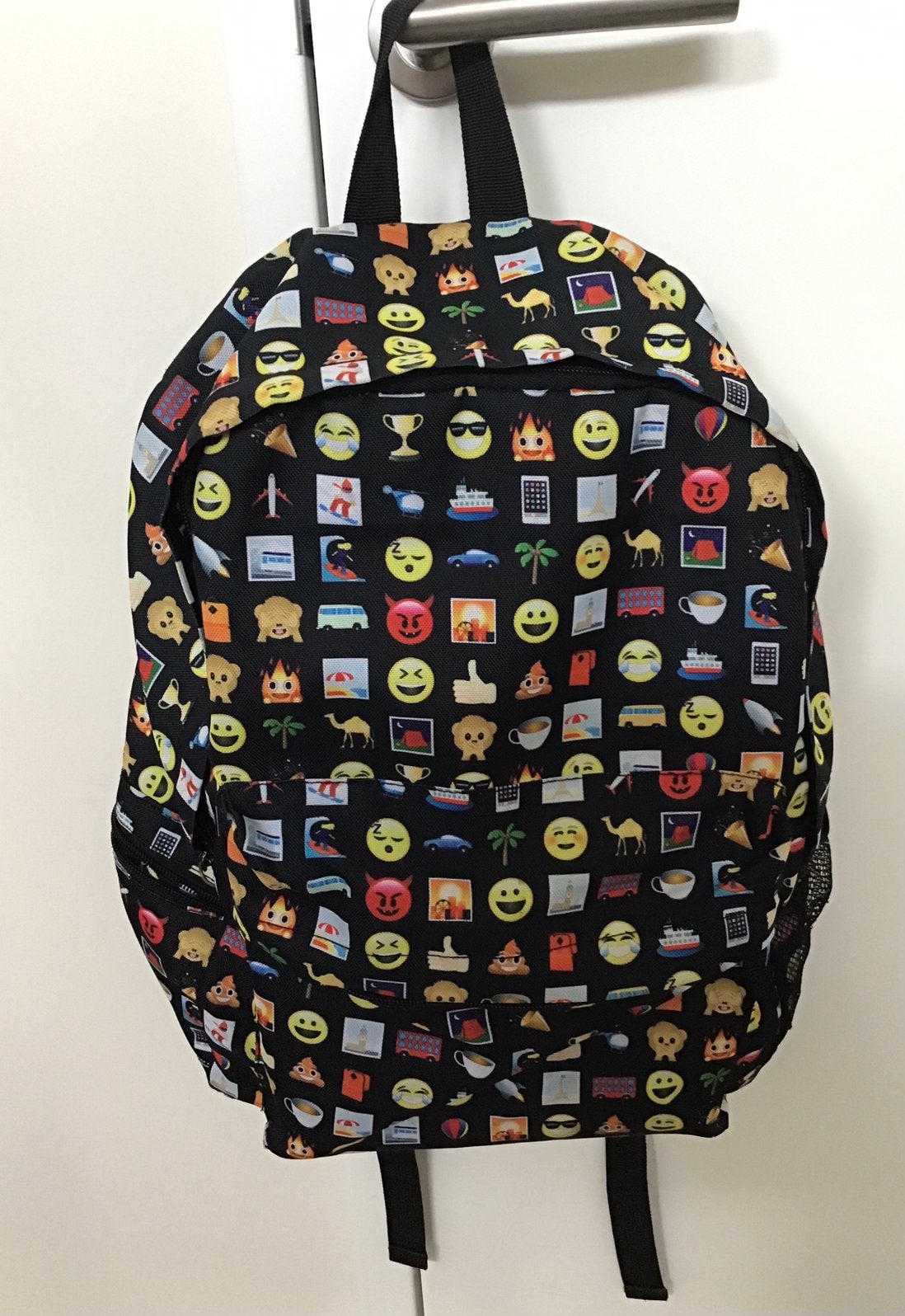 Emoji rugzak, Sieraden, Tassen en Uiterlijk, Tassen | Rugtassen, Overige merken, 25 tot 40 cm, Ophalen of Verzenden, Zo goed als nieuw