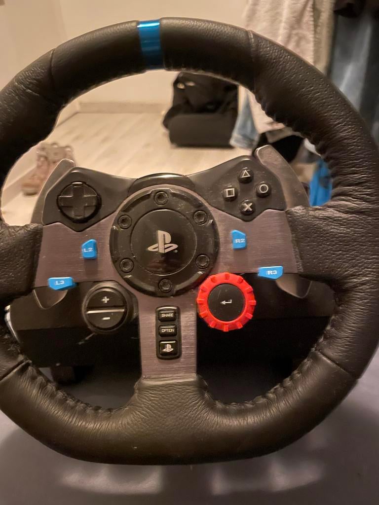 Logitech G29 racestuur met pedalen en schakelpook, Ophalen of Verzenden, Gebruikt, Stuur of Pedalen, PlayStation 4