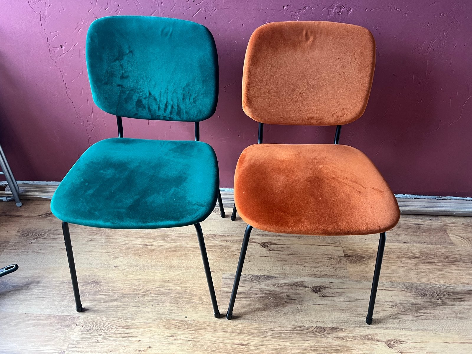 Set van 2 stoelen: groen en oranje velours, Ophalen, Gebruikt, Twee, Overige kleuren
