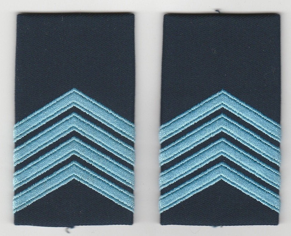 Set rang Sergeant-majoor KLu, Kon Luchtmacht (donkerblauw),, Verzamelen, Verzenden, Luchtmacht, Nederland, Embleem of Badge