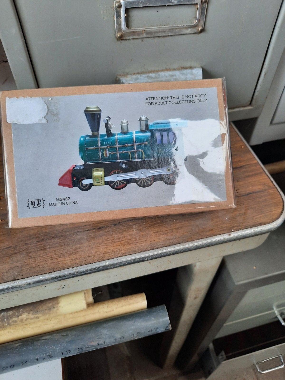 Leuk treintje in originele verpakking, nooit geopend, Verzamelen, Spoorwegen en Tramwegen, Ophalen of Verzenden, Nieuw, Trein