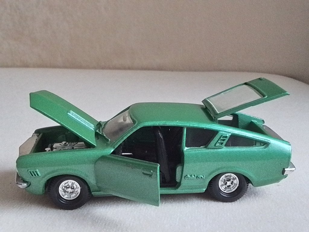 Nissan Sunny 1400 GX Coupe Diapet Yonezawa toys japan, Ophalen of Verzenden, Zo goed als nieuw, Auto, Overige merken