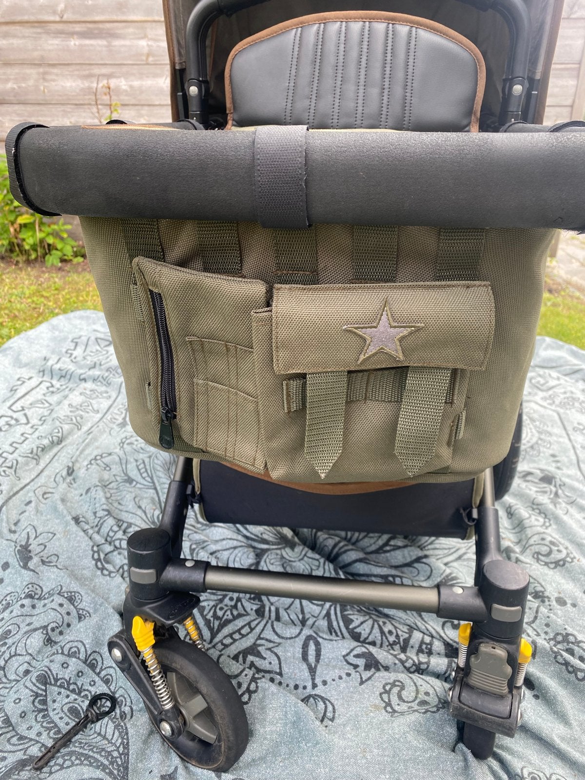 Limited Edition Bugaboo Diesel kinderwagen, Gebruikt, Bugaboo, Verstelbare duwstang, Ophalen